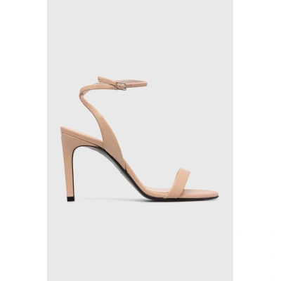 Kožené sandály Calvin Klein HEEL SANDAL 90 LTH béžová barva, HW0HW01945