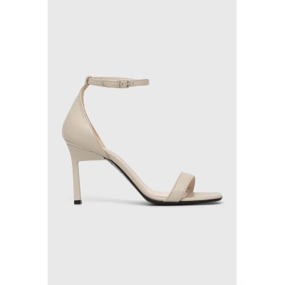 Kožené sandály Calvin Klein GEO STILETTO SANDAL béžová barva, HW0HW01610